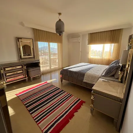 Lux , 2bedroom , Inside Complex Apartment *